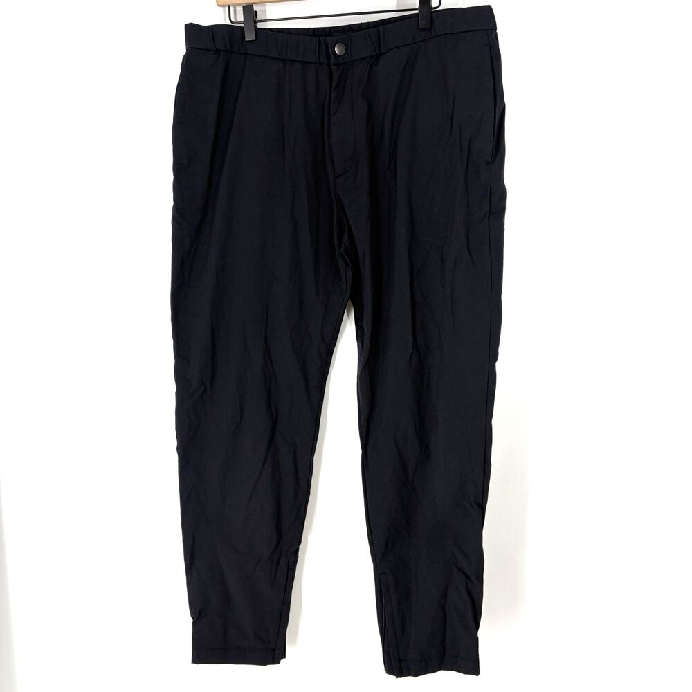 Theory Terrance Neoteric Black Jogger Pants Size XL Mens Black Tech Travel Work